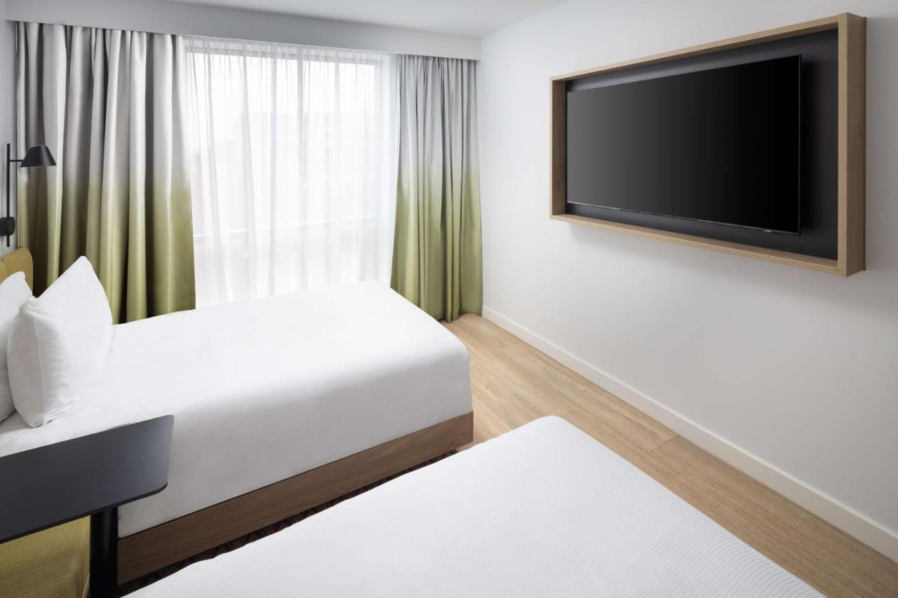 Hampton By Hilton Rochdale Hotel Exterior photo